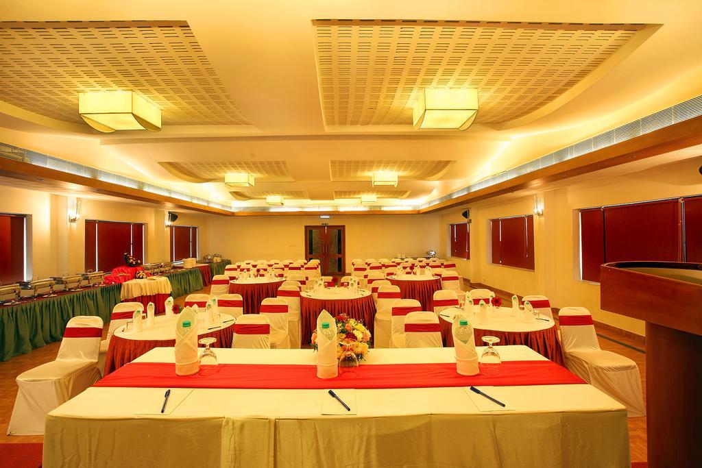 Hotel Park Residency, Kakkanad Kochi Luaran gambar